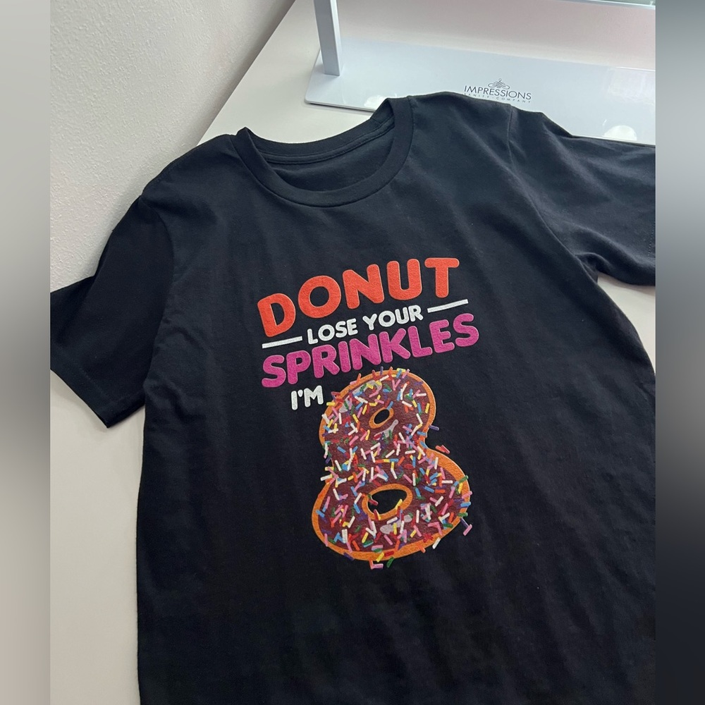 Nwot 8th birthday shirt size S